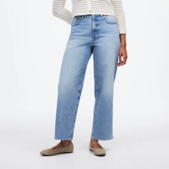 Madewell Denim - Madewell the curvy perfect vintage wide leg crop Light Blue Denim Jeans 32